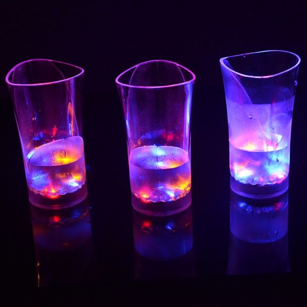 

wholesale- led flashing glasses led luminous sensor cup for birthday party holiday wedding club halloween chirstmas gift