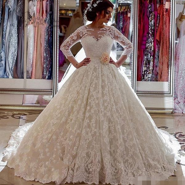 

2019 arabic ivory plus size wedding dress long sleeves lace sheer vintage church-train illusion ball-gown luxury bridal gowns, White