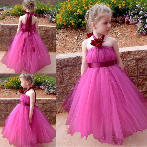 Simples Halter Vestidos Da Menina de Flor Fushia Tulle Longo Vestidos Da Menina de Flor Com Faixa de Sash Wedding Party Baby Vestido Crianças Baratos Formal Wear