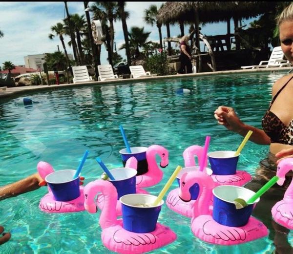 

Надувные фламинго напитки держатель чашки бассейн поплавки бар подставки поплавок устройства дети ванна игрушки 10 p/l