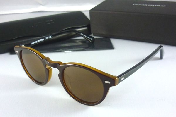

oliver peoples sunglasses brown gregory peck sunglasses come with box, White;black