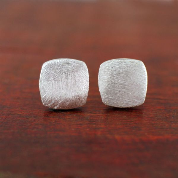 

5 пар / лот Простой дизайн Настоящее стерлингового серебра 925 пробы Матовый матовы