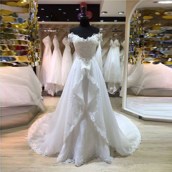 

beautiful off the shoulder mermaid wedding dress 2019 vestido de novia casamento lace bridal dresses detachable train lace wedding gown, White