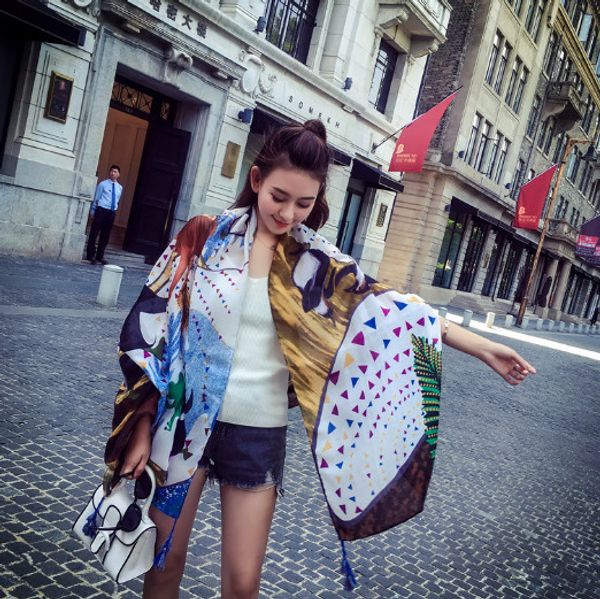 

2017 new tide beach sunscreen shawl, printed towel scarf scarves long thin dual-purpose tourism /dhl scarf ing
