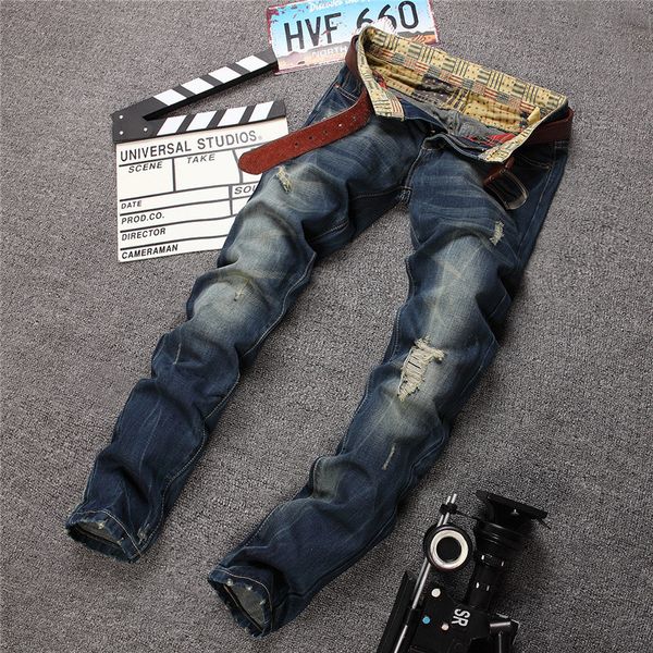HEIßE Mode Frühling Casual neue hellblau patch männlichen zerrissene loch patches bettler jeans gerade männer der Europäischen hosen