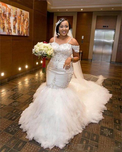 

2016 limited rushed simple luxury off the shoulder mermaid wedding dresses appliqued summer beach vintage bridal gowns long sweep train lace, White