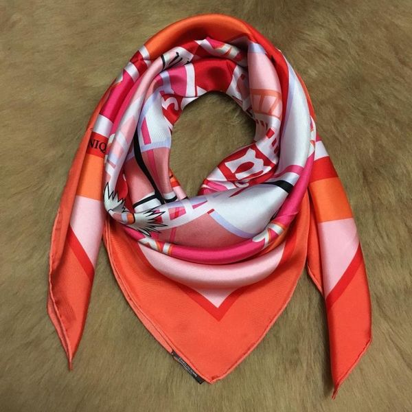 

Cachecóis wanghai3303