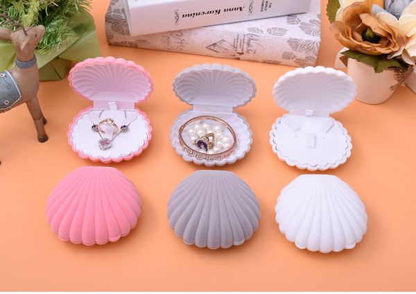 

[simple seven] cute big sea shell ring box bracelet display jewelry set box earring stud velvet case necklace display wedding, Black;white