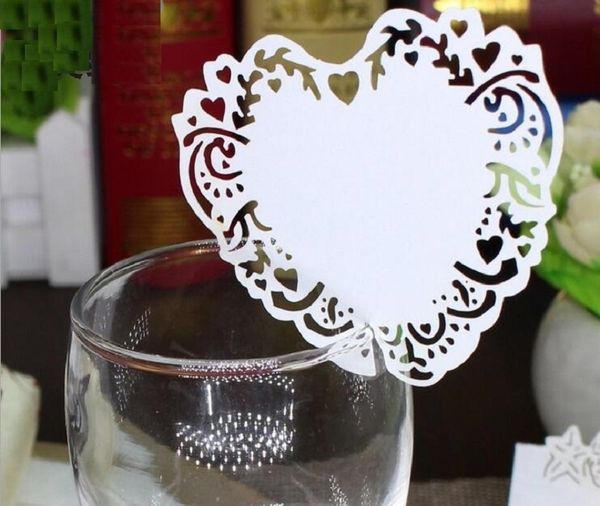 Type_2 100 adet Sıcak Hollow Kalp Kağıt Yeri Escort Kart Kupası Kart Şarap Cam Düğün için Kartı Kağıt Par Düğün Iyilik
