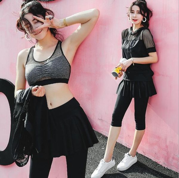 

quick drying yoga clothes three sets of 2017 spring and autumn new round neck fitness suit suit outdoor sports casual wear, White;black