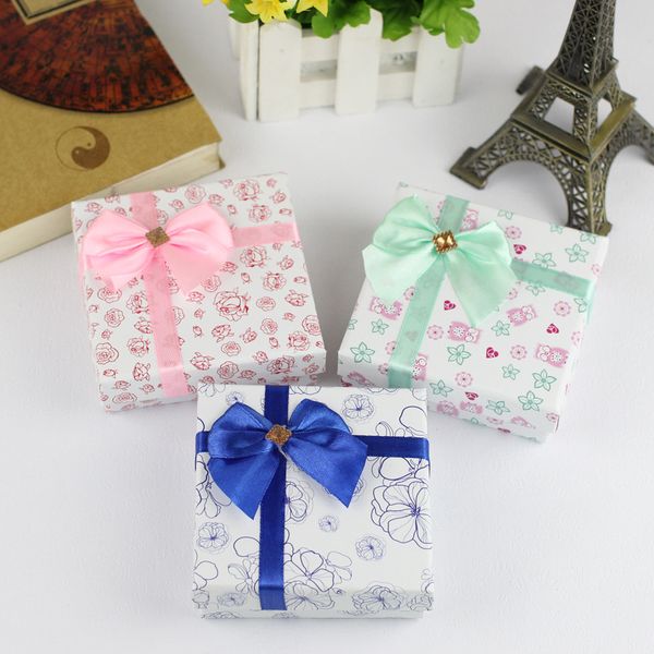 

[simple seven] 9*9*3 cm jewelry set square box with bowknot, muticolor flower necklace carrying box, sweetie heart bangle display, Black;white