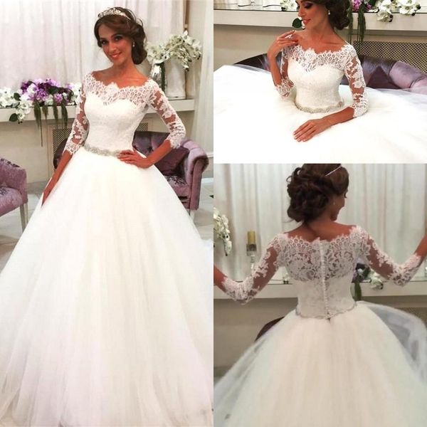 

2019 vintage modern new a-line wedding dresses sheer boat-neck short sleeves lace appliques button back garden bridal gowns cheap, White
