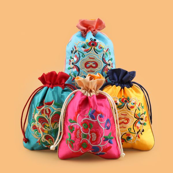 

patchwork embroidery floral small packaging bags for jewelry gift bag chinese ethnic drawstring satin fabric coin purse pouch spice sachet, Pink;blue