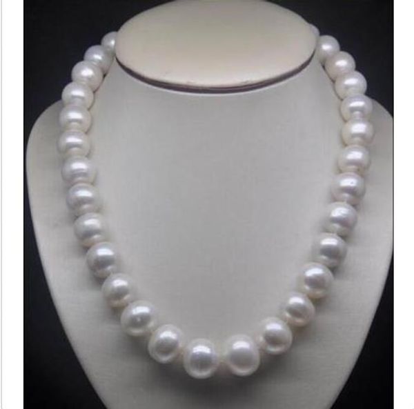 

charming 10-11mm round south sea white pearl necklace 20inc 14k gold clasp, Silver