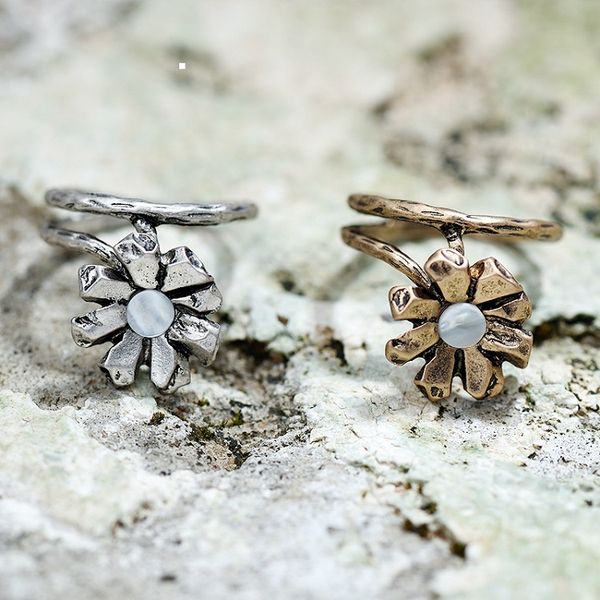 

women's europe and usa retro style flower shell ring snap street basic ring creative literary and artistic style original creative design