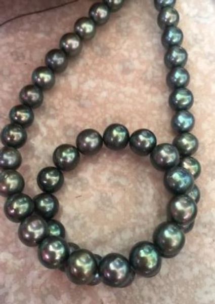 

aaa9-10mm round tahitian black green pearl necklace 18inch 14k, Silver