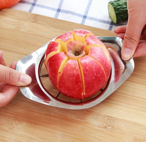 300 teile/los Edelstahl Apfelschneider Gemüse Obst Apfel Birnenschneider Slicer Verarbeitung Küche Schneidemesser Utensilienwerkzeug
