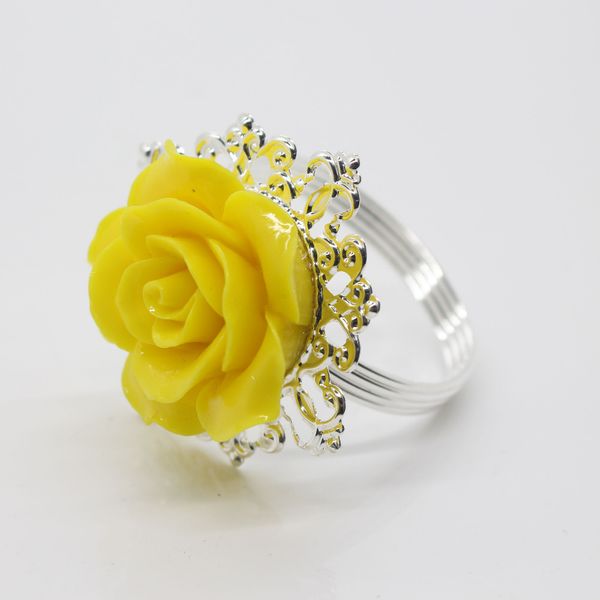 

wholesale- 10pcs/lot yellow rose decorative silver napkin ring serviette holder for wedding party dinner table decoration accessories