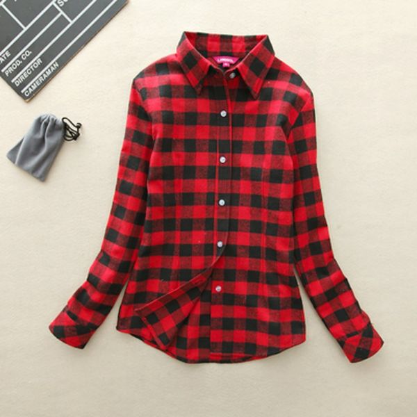blusa de cuadros roja