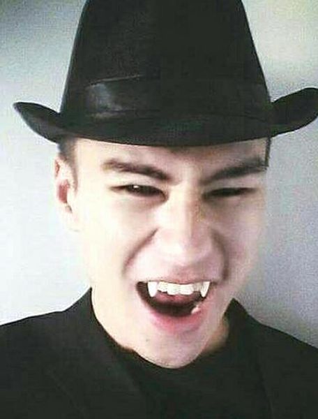 

событие ужасное платье зубы вампира хеллоуин зубные протезы реквизит зомби-клыки дьявола-зуба