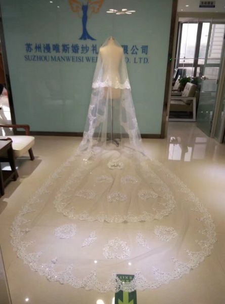 

selling two layer crystal wedding veils 3 meters long real image cathedral length lace applique tulle bridal veil with comb, Black