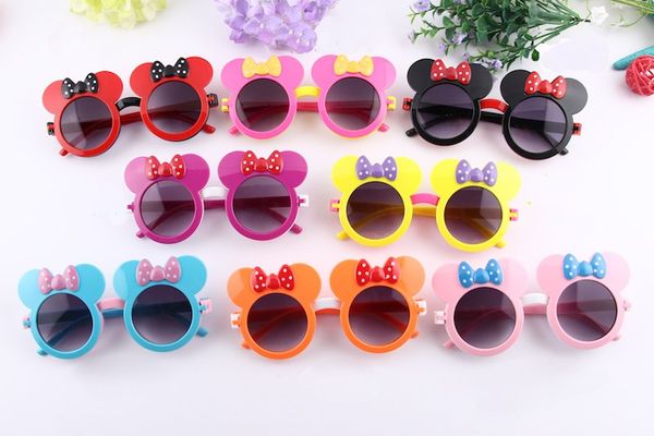 

new kids солнцезащитные очки lovely bowtie детские солнцезащитные очки flip up mouse форма уха двойные линзы 8 цветов, White;black