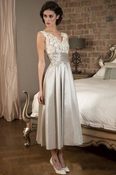 

Modern Tea Length Mother of the Bride Dresses V Neck Gray Color Lace Top Wedding Guest Dresses WOmen Pageant Prom Party Gowns