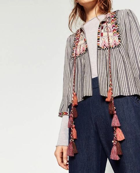 

wholesale- 2017 fall season women's retro embroidery jackets o-neck boho flower pattern coats high fashion vintage cotton jackets slim, Black;brown