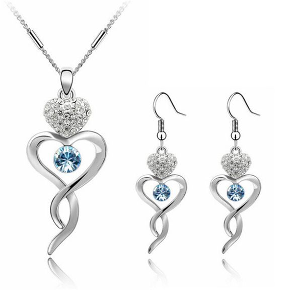 

Brincos e Colar chenli123