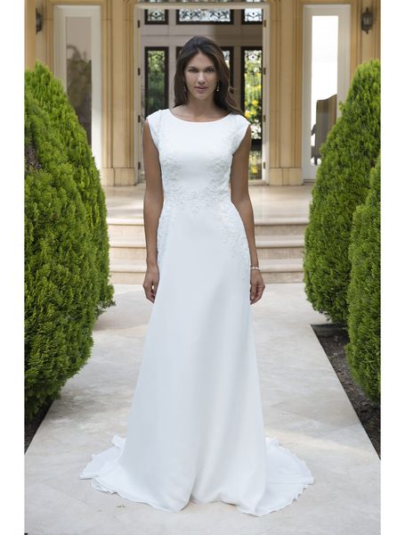 Langes, schlichtes LDS-Hochzeitskleid aus Chiffon mit kurzen Ärmeln, Spitzenapplikationen, verzierter Taille, Knöpfen über Reißverschluss hinten, schlichte Brautkleider