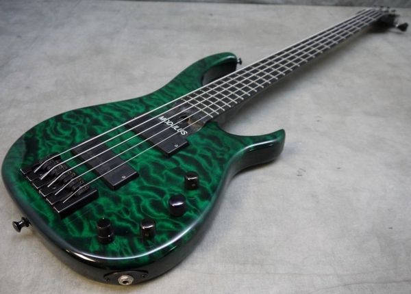 Benutzerdefinierte 5-Saiter Modulus Quantum E-Bass mit dunkelgrüner Quilt-Ahorndecke, schwarze Hardware, meistverkauft