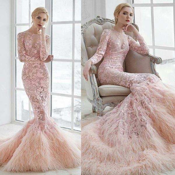 Abiti da sposa musulmani rosa di lusso Piuma maniche lunghe Applique in pizzo Tromba Abiti da sposa Sweep Train Abito da sposa 2017