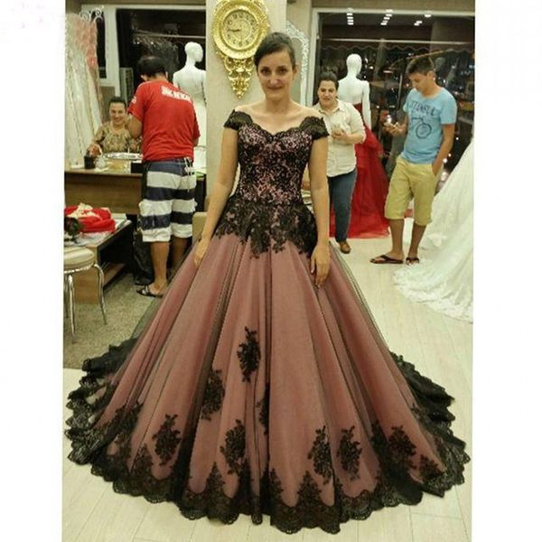 Barato Tallas grandes Mangas cortas Vintage Medieval Gótico Victoriano Fiesta de encaje Vestidos de novia morados Vestidos de novia con cordones