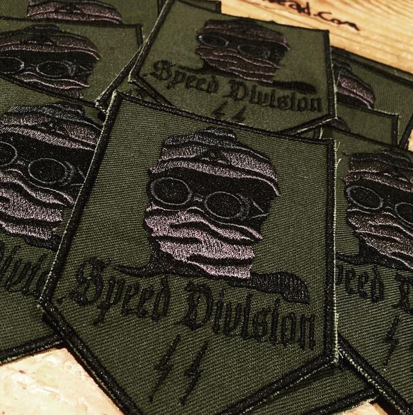 

handsome speed mestery men motorcycle cool front patch rocker club vest outlaw biker mc patch ing, Black