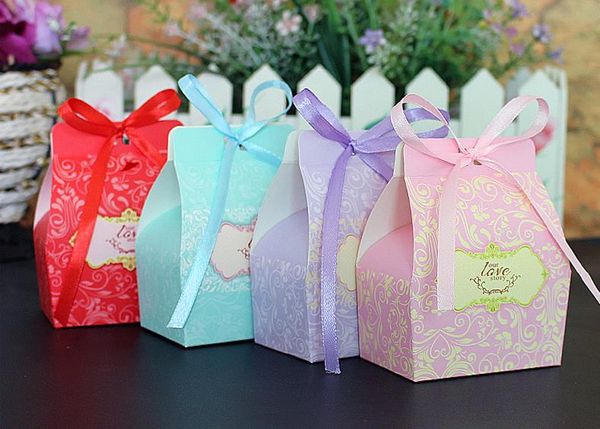 Colorido Pequeño Cartón Favores de la boda Venta al por mayor Caja de regalo para fiestas Cajas de dulces Novedad Tesoro Caja de regalo de papel de chocolate para fiestas