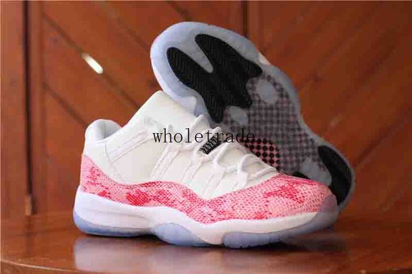 

Women 11 low pink nake kin white cherry pink black ba ketball hoe 11 pink nake kin neaker ize 5 5 8 5 come with box