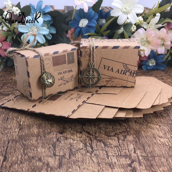 

50 pcs Vintage Favors Kraft Paper Candy Box Travel Theme Airplane Air Mail Gift Packaging Box Wedding Souvenirs scatole regalo