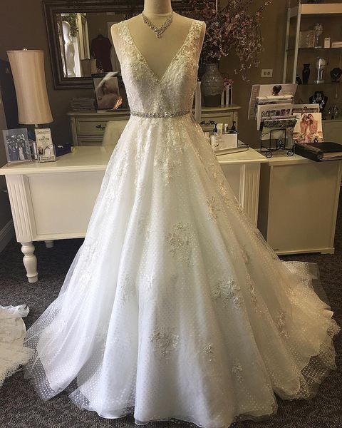 

v neck sleeveless backless lace appliques with beads sash a line floor length wedding dress simple vintage plus size wedding dresses, White