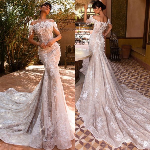 

2018 crystal desgin mermaid wedding dress beadings floral applique short sleeve wedding gowns luxury off shoulder lace wedding dresses, White