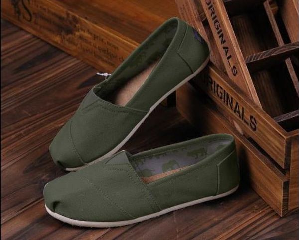 

Sapatos ocasionais tumbler04