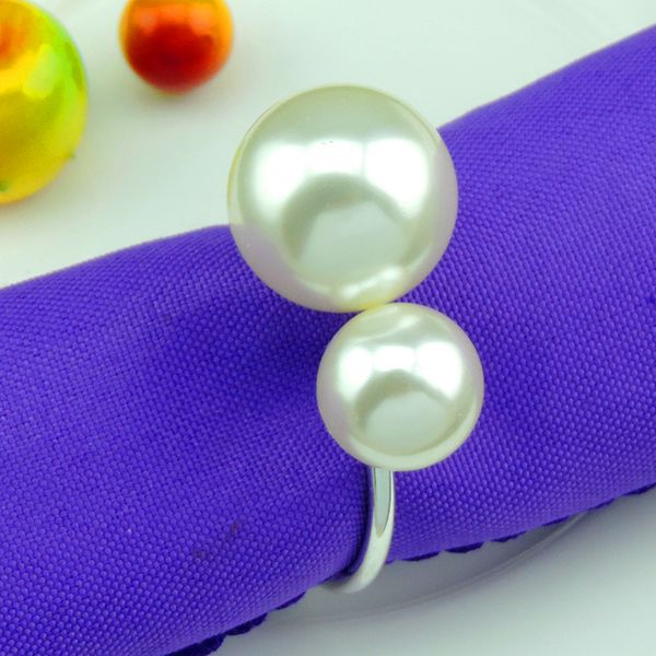 

wholesale- 5pcs/lot creative personality metal napkin ring the toast button ring napkin western buckle napkin ring pearl meal