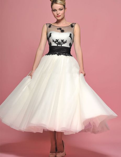 

white and black short wedding dresses summer style applique a-line ankle length backless sheer tulle bridal gowns vestido de noiva 2019 w869