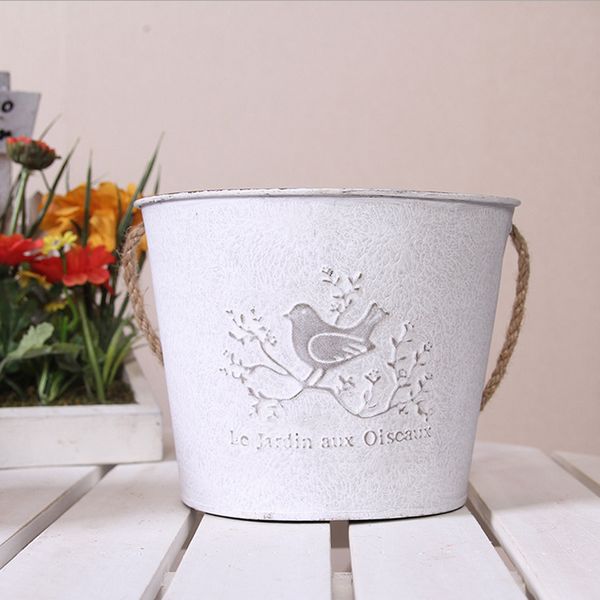 

Semicircle Shaped French Country Rustic White Shabby Chic Mini Metal Wall Hanging Planters for Home Wedding Decoration