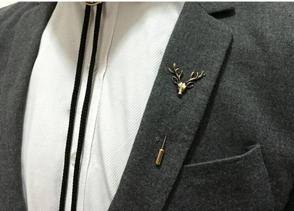 Spilla da uomo Spilla da uomo Gioielli inseriti Gioielli Originale Retro Deer Head Ago lungo Pin all'ingrosso