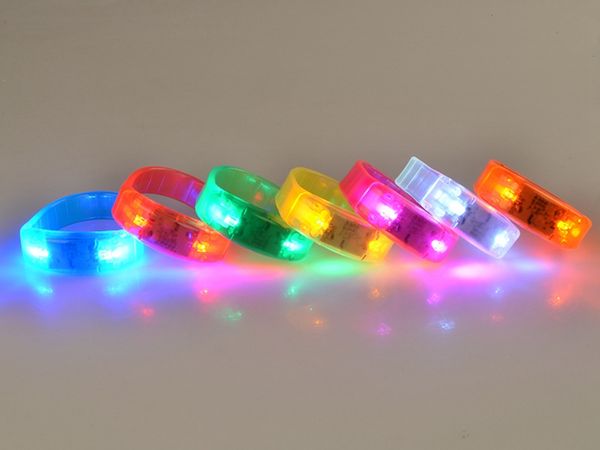 50 teile/los Voice Control Button control LED Armband Sound Aktiviert Glow Armband Für Party Clubs Konzerte Tanzen Prom Dector