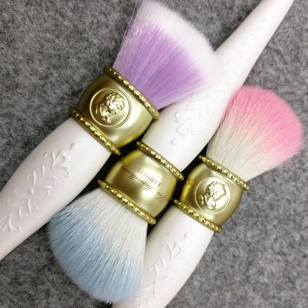 

laduree les merveilleuses makeup brushes cheek/powder/blush foundation brush contour make up brush wx-b52