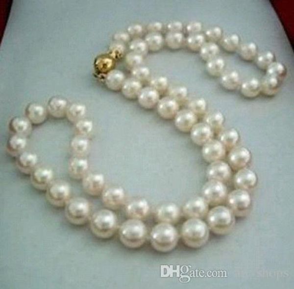 

natural 8-9mm white akoya pearl necklace 17" 14k clasp, Silver