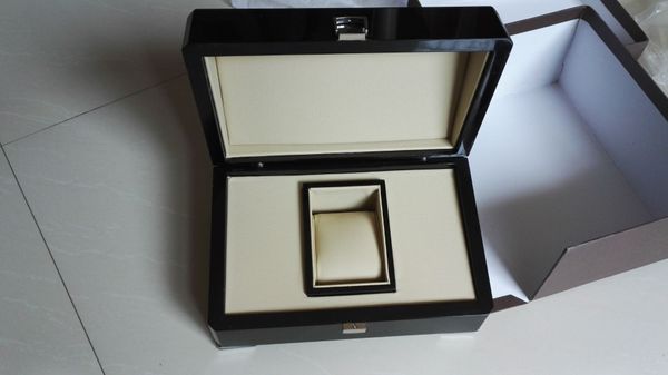 Luxus-Geschenkbox aus Holz nach Maß, Original-Marken-Uhrenbox in Verpackung
