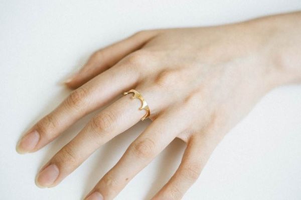 

new fashion simple gold/silver crown ring, stack ring,stretch stacking rings bridesmaid gift, Golden;silver