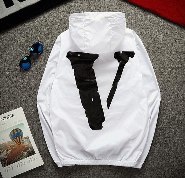 

Vlone The new summer sun clothing, light and dry, breathable, men and women lovers, outdoor skin, windbreaker, fishing suit, air-conditionin